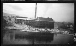 Drammenselvas papirfabrikker