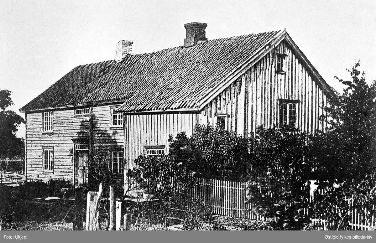 Postkort med Hans Nielsen Hauges fødested, "Hauges minde" 1895 (nå museum) på Rolvsøy.