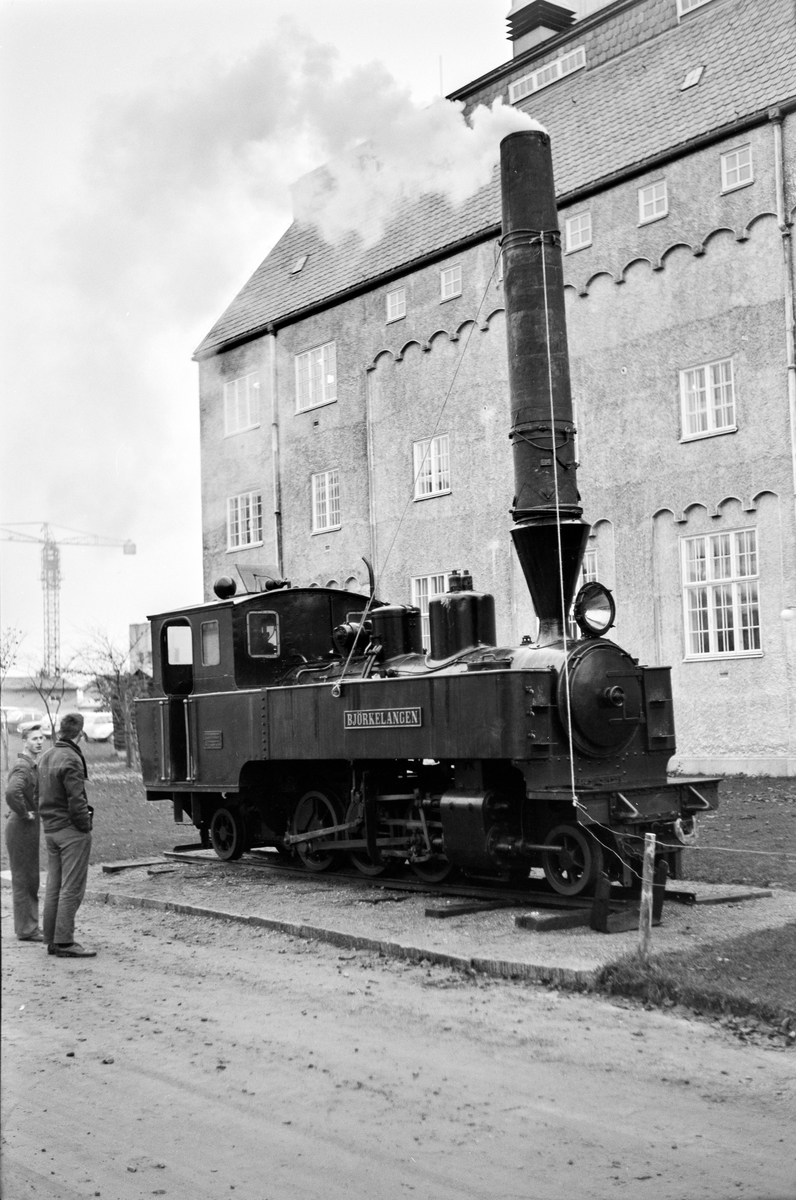 Urskog-Hølandsbanens lokomotiv nr. 5 Bjørkelangen ved Norges Tekniske Høyskole i Trondheim