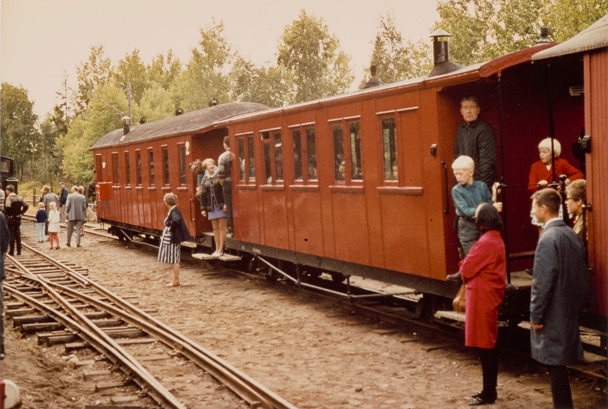 Museumstog på Bingsfoss stasjon på museumsbanen Urskog-Hølandsbanen