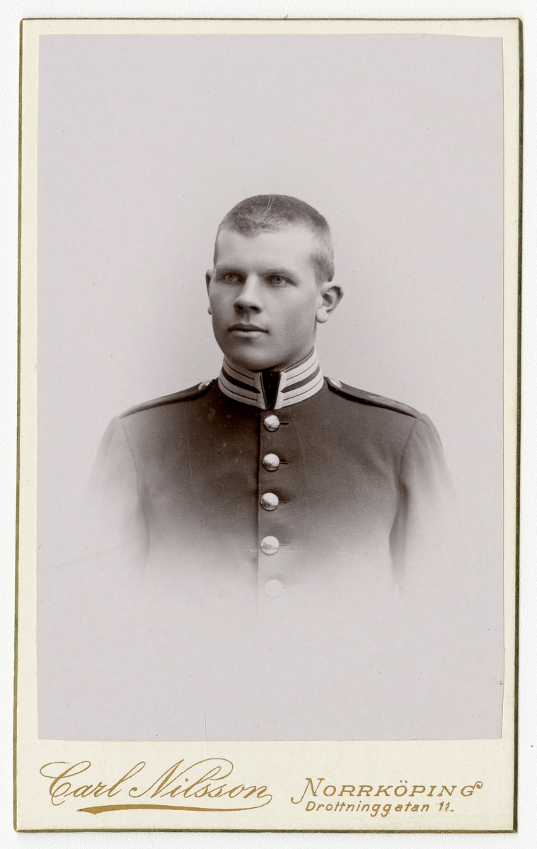 Porträtt av soldat Hild vid Första Livgrenadjärregementet I 4.