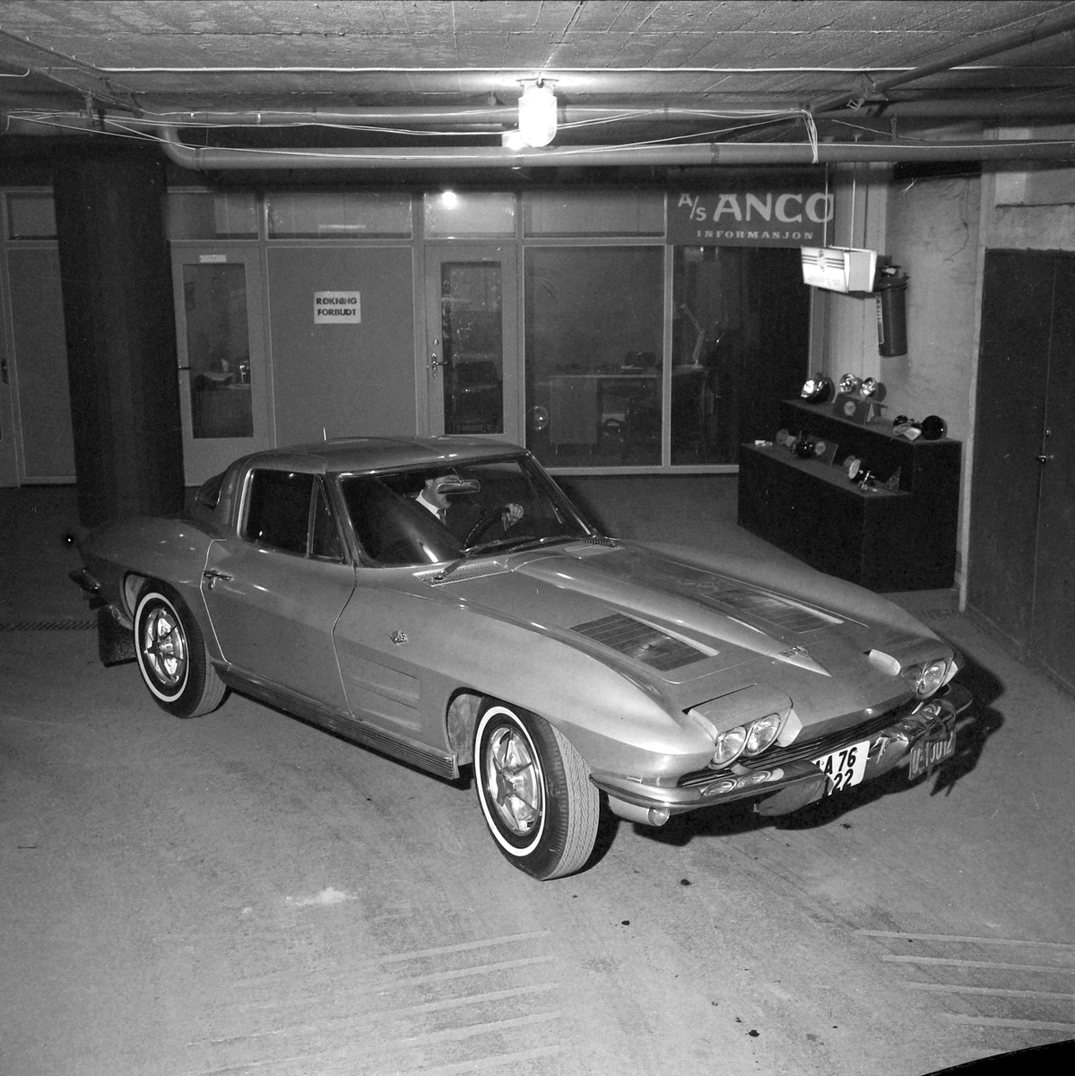 1963 Chevrolet Corvette i kjelleren på Prinsen