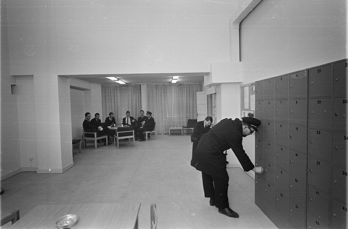 Busspersonal har rast, Uppsala 1970