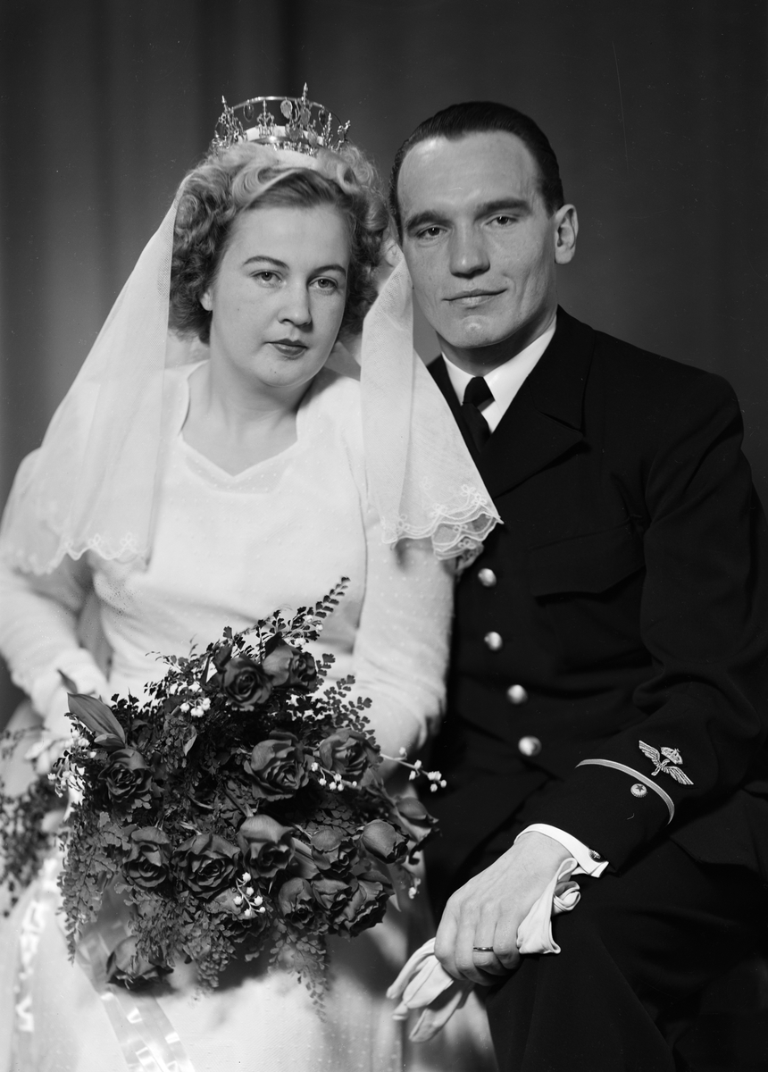 Ateljéporträtt - brudparet Hagel, Uppsala 1949
