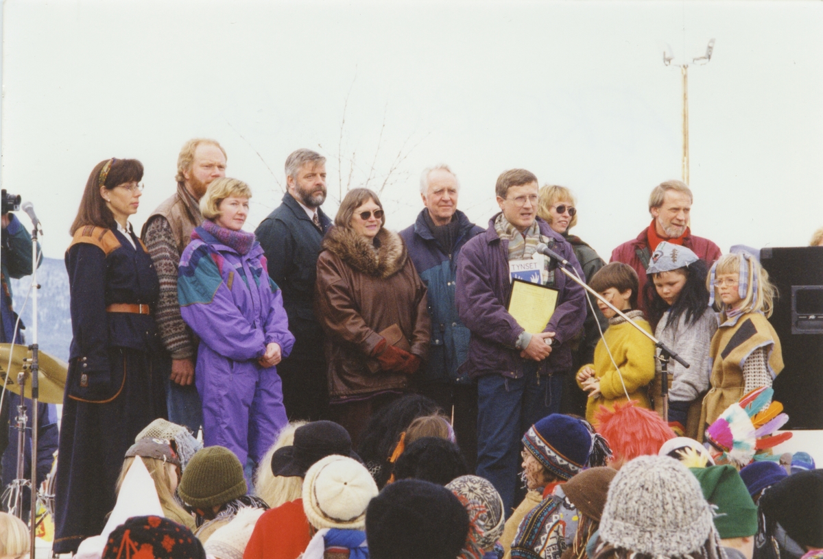 Nordvesten 1995. Michael Böss blirutnevnt til æresborger i Tynset kommune