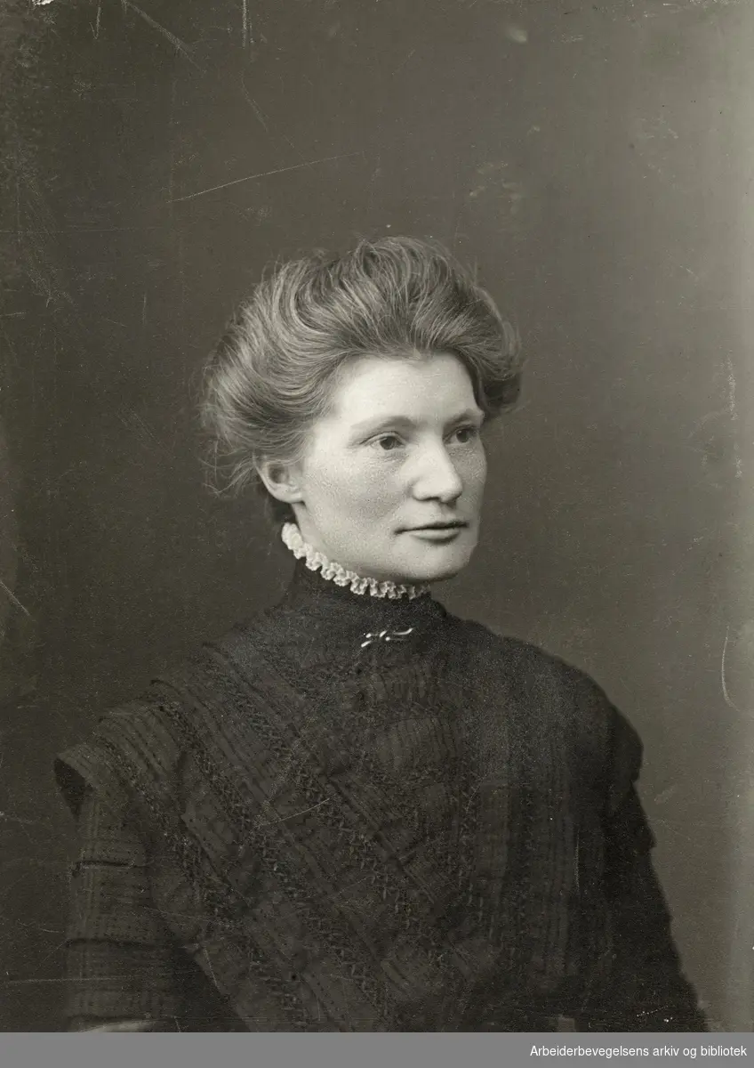 Martha Tynæs (1873-1930), leder av Kvindeforbundet 1904-1905, 1906-1920..