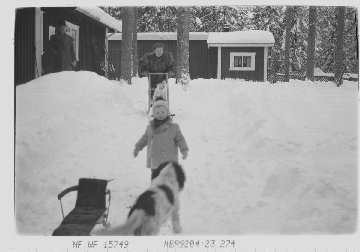 Prot:  Sverre Herbert  Ute i sneen