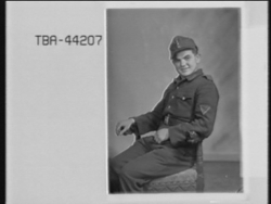 Portrett av tysk soldat i uniform,  Werner Firas.