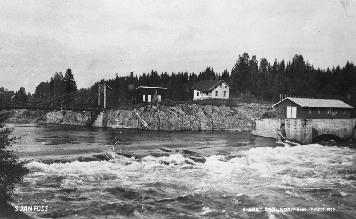 Hengebru og Sluseanlegget i Svanfoss,bygd 1908-10?