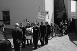 "Sommeren 1963". "Gravferd Solemdal".