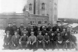 GR: 29 ARBEIDERE, MOELV CELLULOSE, UKJENTE