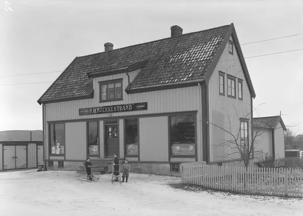 O.O. Bjerkestrand Kolonialforretning - Sverresborg Trøndelag ...