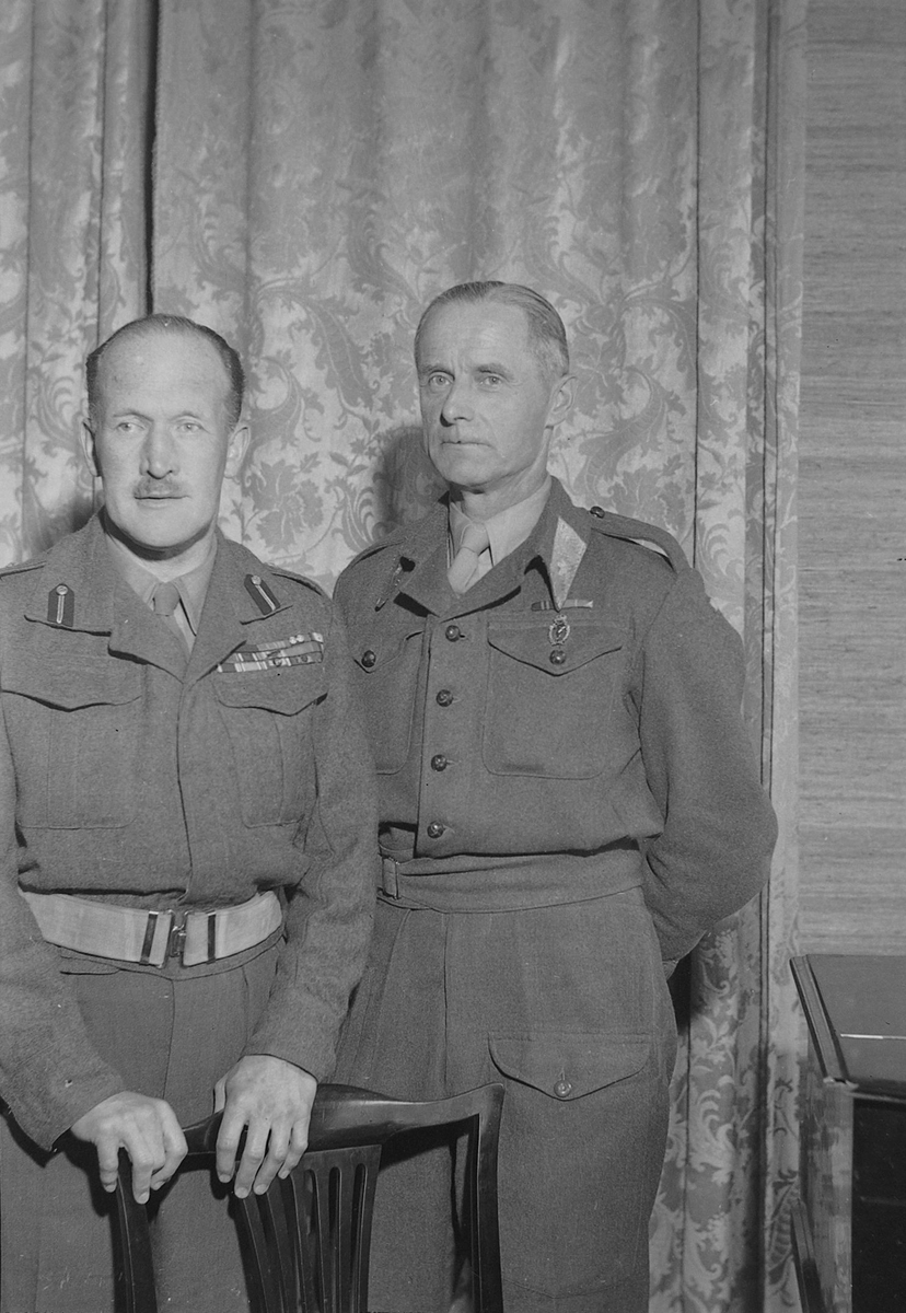General Sir Andrew Thorne og general Strugstad