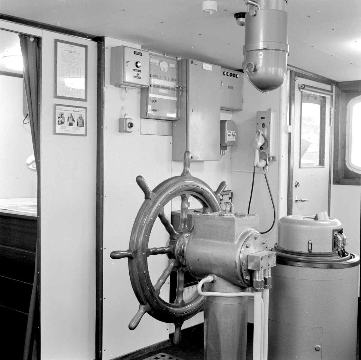Nordenfjeldske Dampskipsselskab - ombord i Faste Jarl