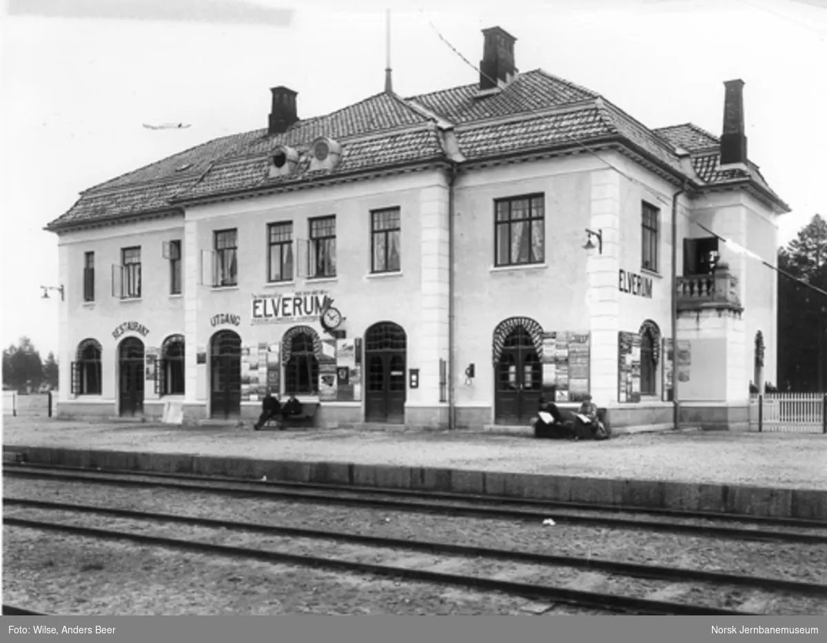 Elverum stasjonsbygning