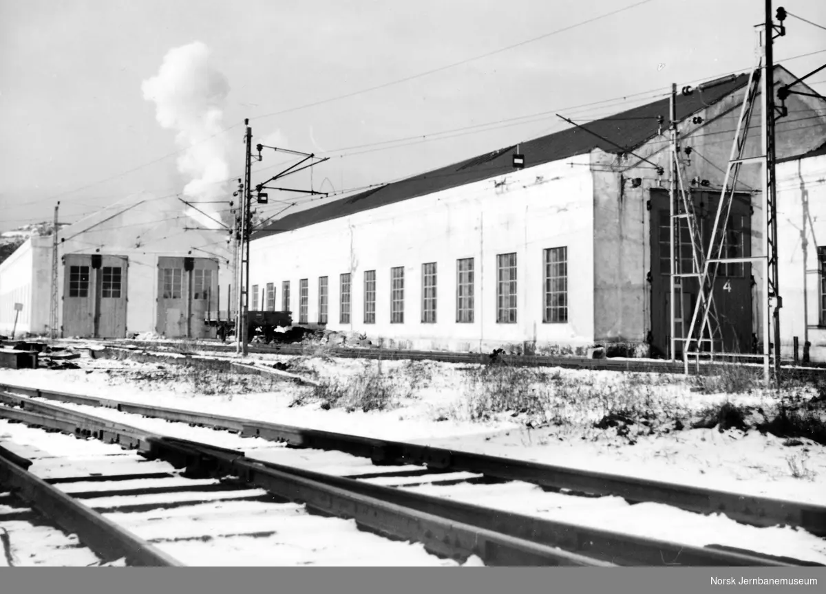 NSB Verkstedet Narvik : lokomotivstall II og III
