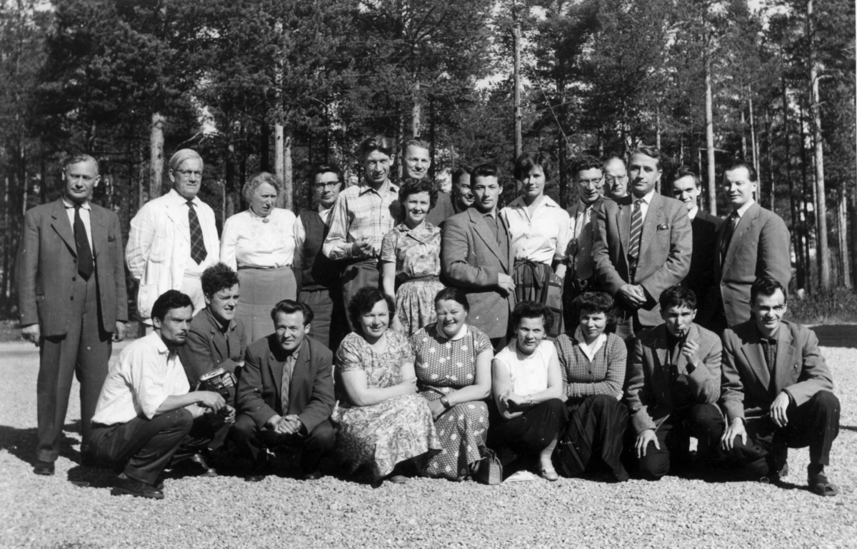 Samisk-kurs i Jokkmokk 1958, klassebilde med elever og lærere. 