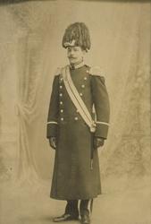 Sigurd Ibsen i uniform.