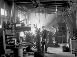 Fra verkstedet til C. E Sontum & Amerikanske artikler, autom