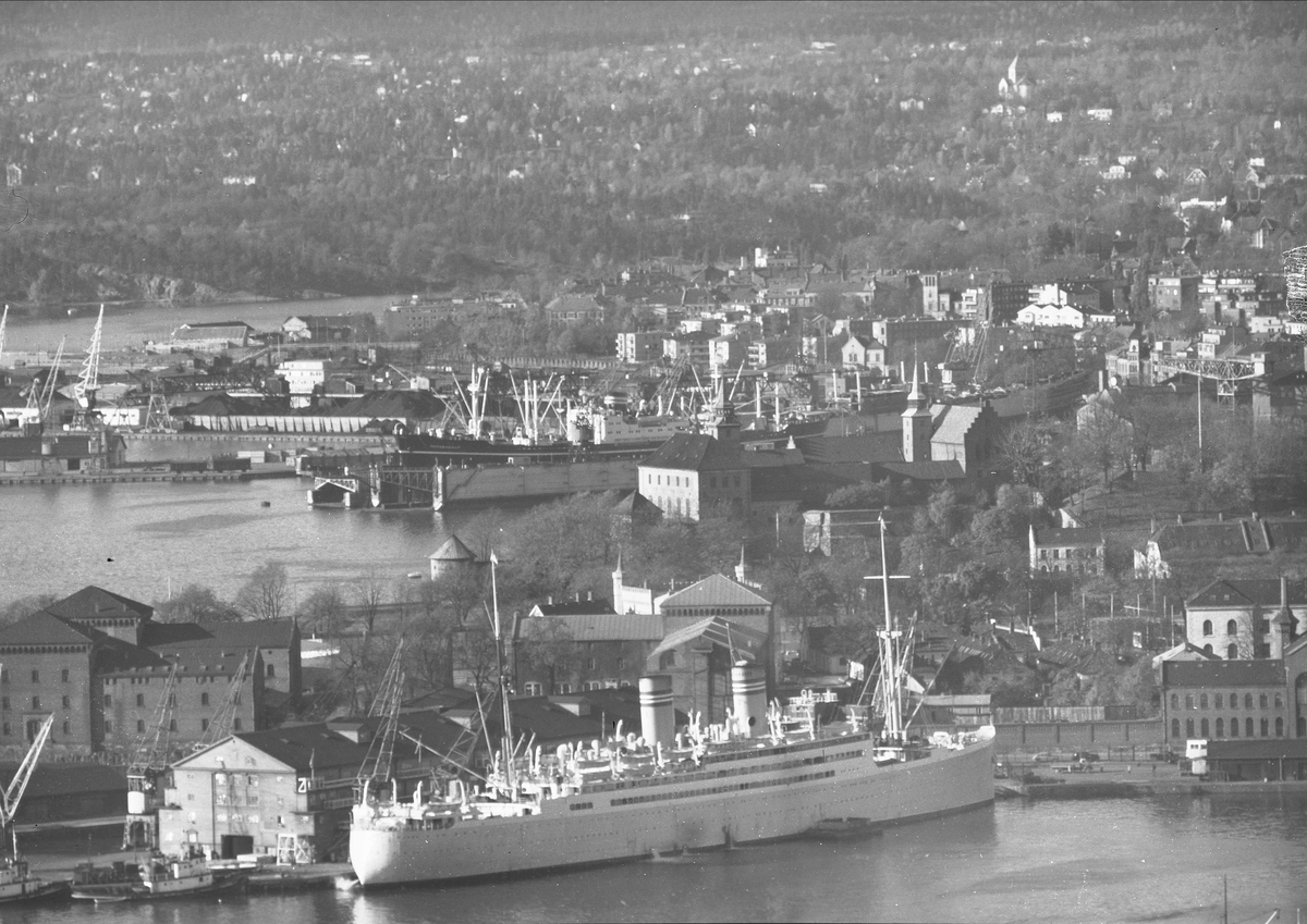 Oslo, 26.10.1954. Utsiktsbilde fra Ekeberg.