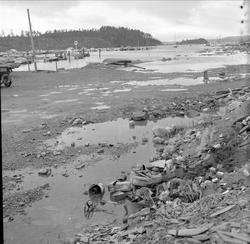 Drammensveien, Oslo, 28.09.1957. Ved Maritim. Veiarbeid.