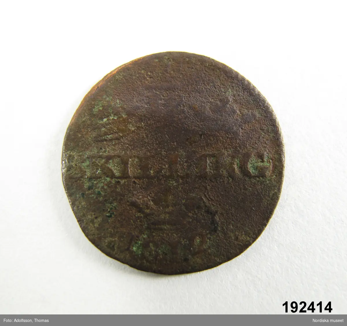 Mynt, koppar, 1/12 skilling (således felskrivet i huvudliggaren), Karl XIII, 1812.
/Ingrid Frankow 2008-03-11