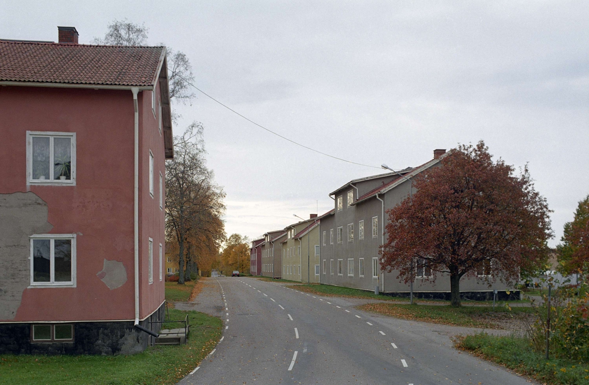"Torget", arbetarbostäder i Skutskär, Uppland 1996