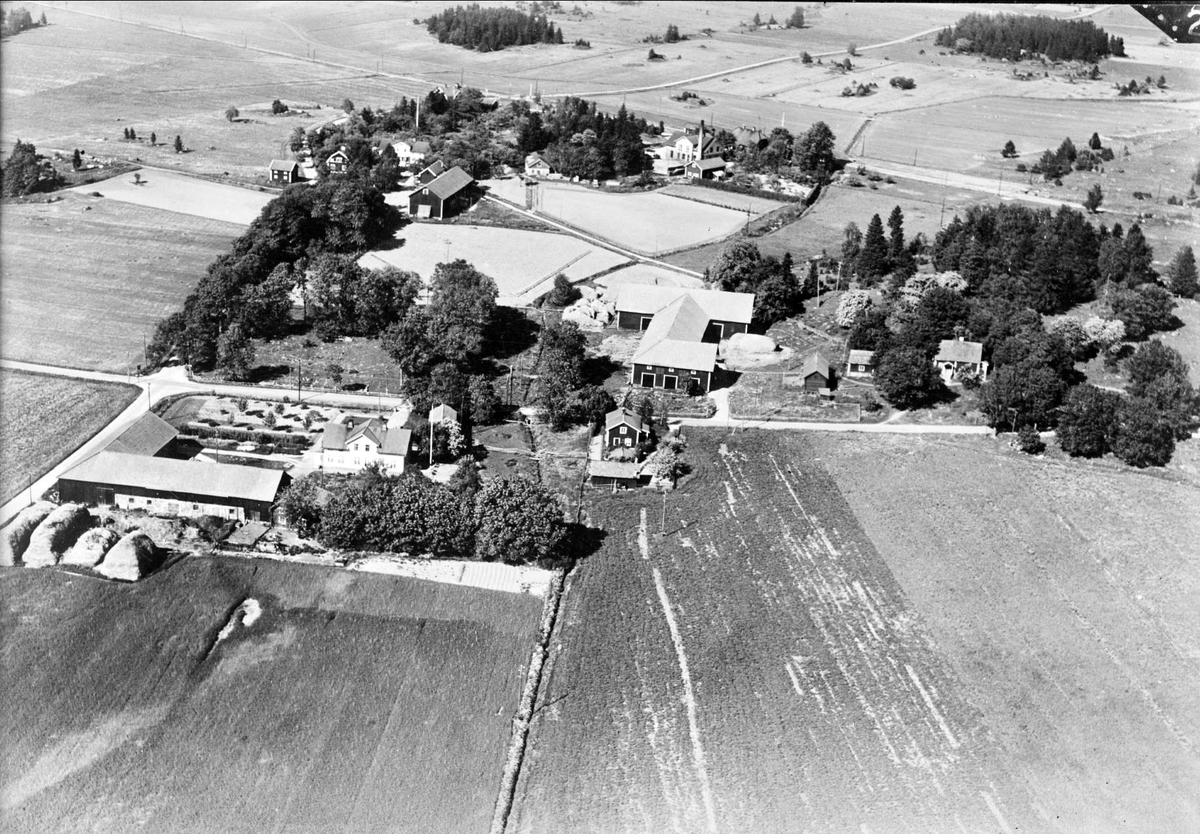 Flygfoto över Sparrsätra, Sparrsätra socken, Uppland 1936