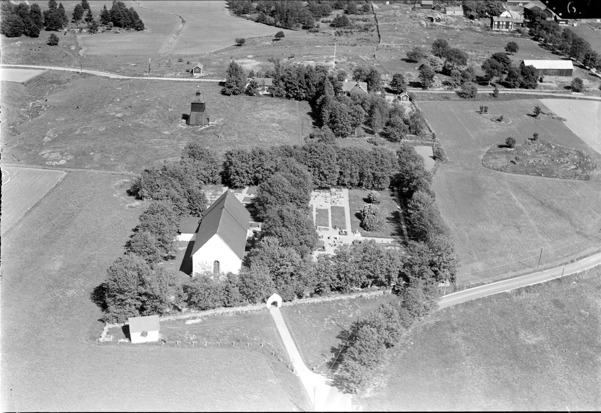 Litslena kyrka, Litslena socken, Uppland 1936