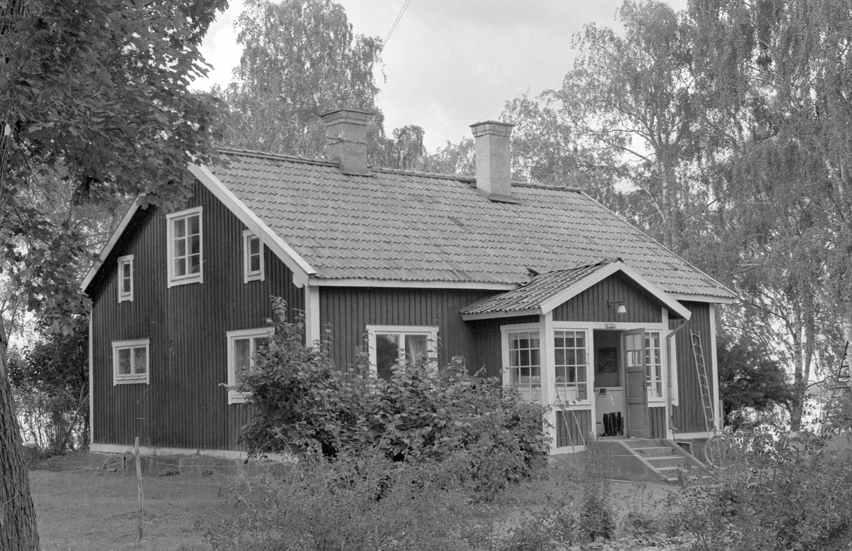 Bostadshus, Berga 3:1, Danmarks socken, Uppland 1977