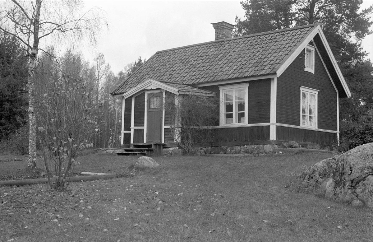 Bostadshus, Bodarna 15:2, Ramsta socken, Uppland 1984