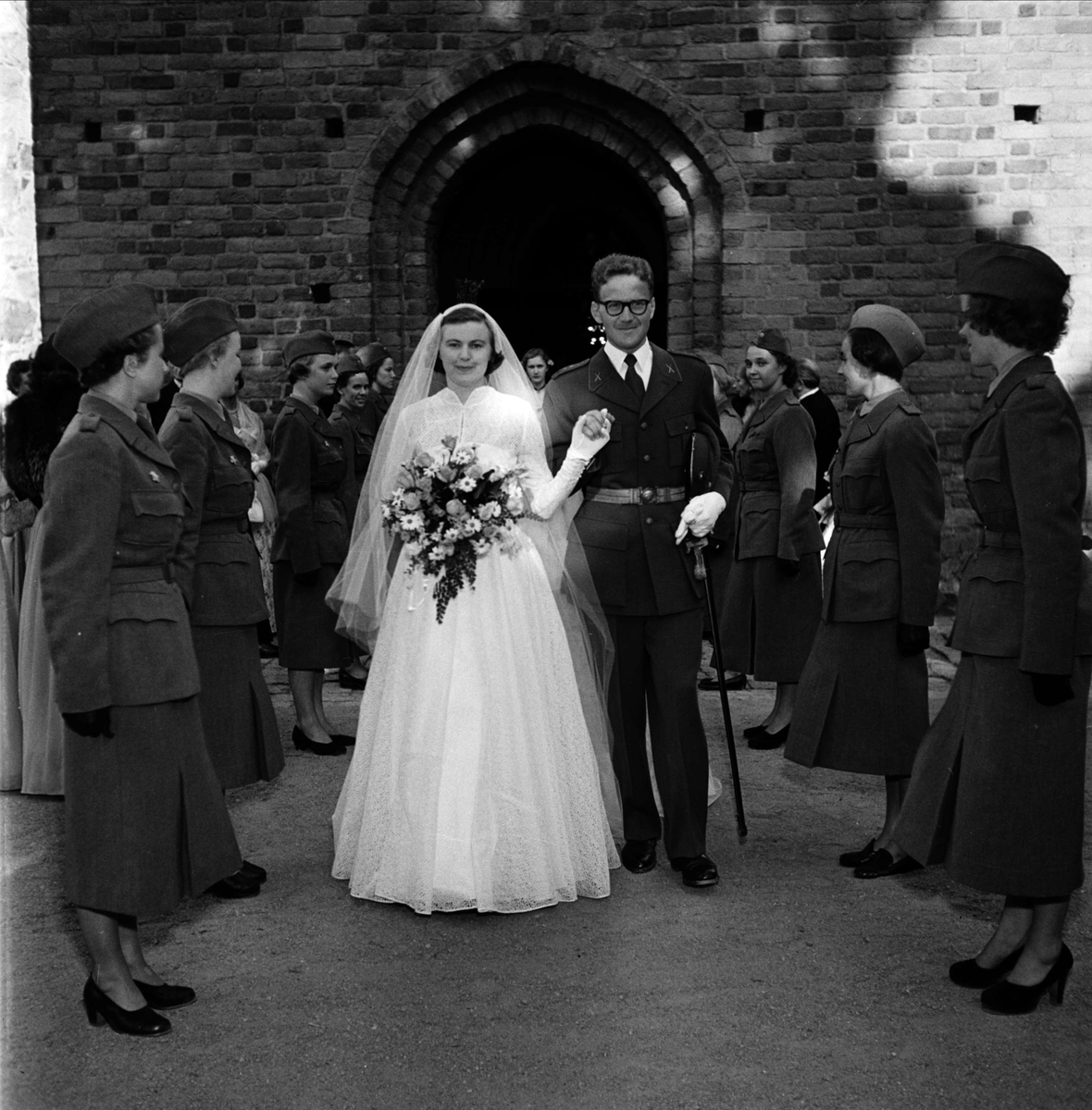 Bröllop - brudparet Nelson - Säve juni 1954