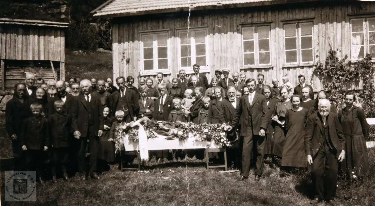 Begravelse til Isak Barstad, Konsmo.