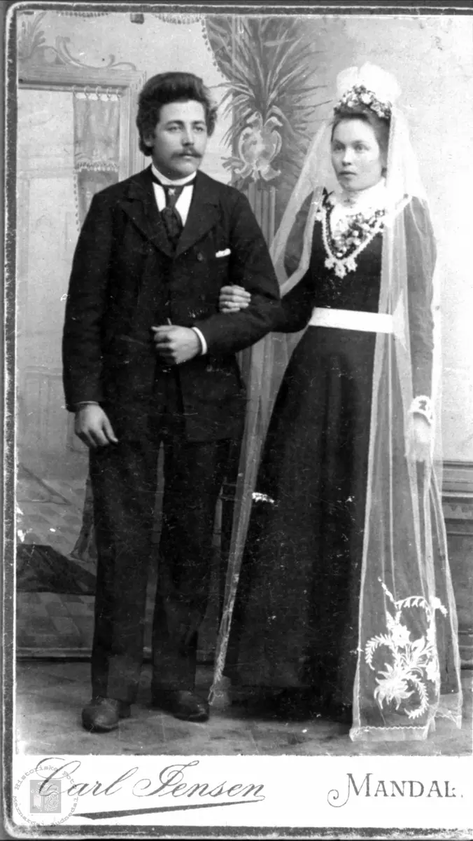 Brudebilde. Gunder og Anna Kvelland, Øvre Laudal.