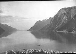 Hjørundfjord fra Læknæs
