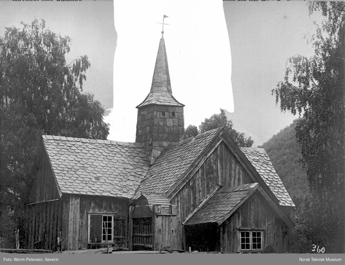 Kirke, Romsdalen