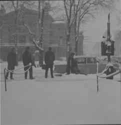 Drosjeholdeplass ved Nationaltheatret.