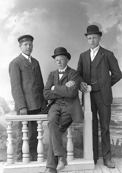 Enligt fotografens journal nr 2 1909-1915: "John Johansson, Gässby Spekeröd".