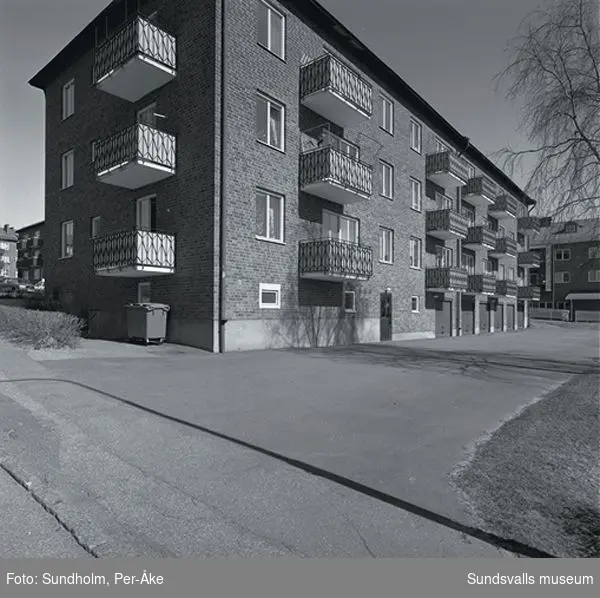 Inventering av 1940 - och 50-talsområden. Västergatan 22.    Byggår:1950. Arkitekt:Gunnar Wejke och Kjell Ödeen.