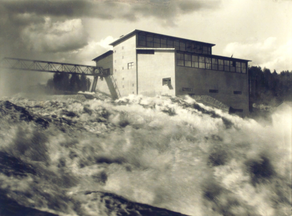 Kraftverk Hammarforsen
Exteriör kraftverk, gavel och nedströms fasad
