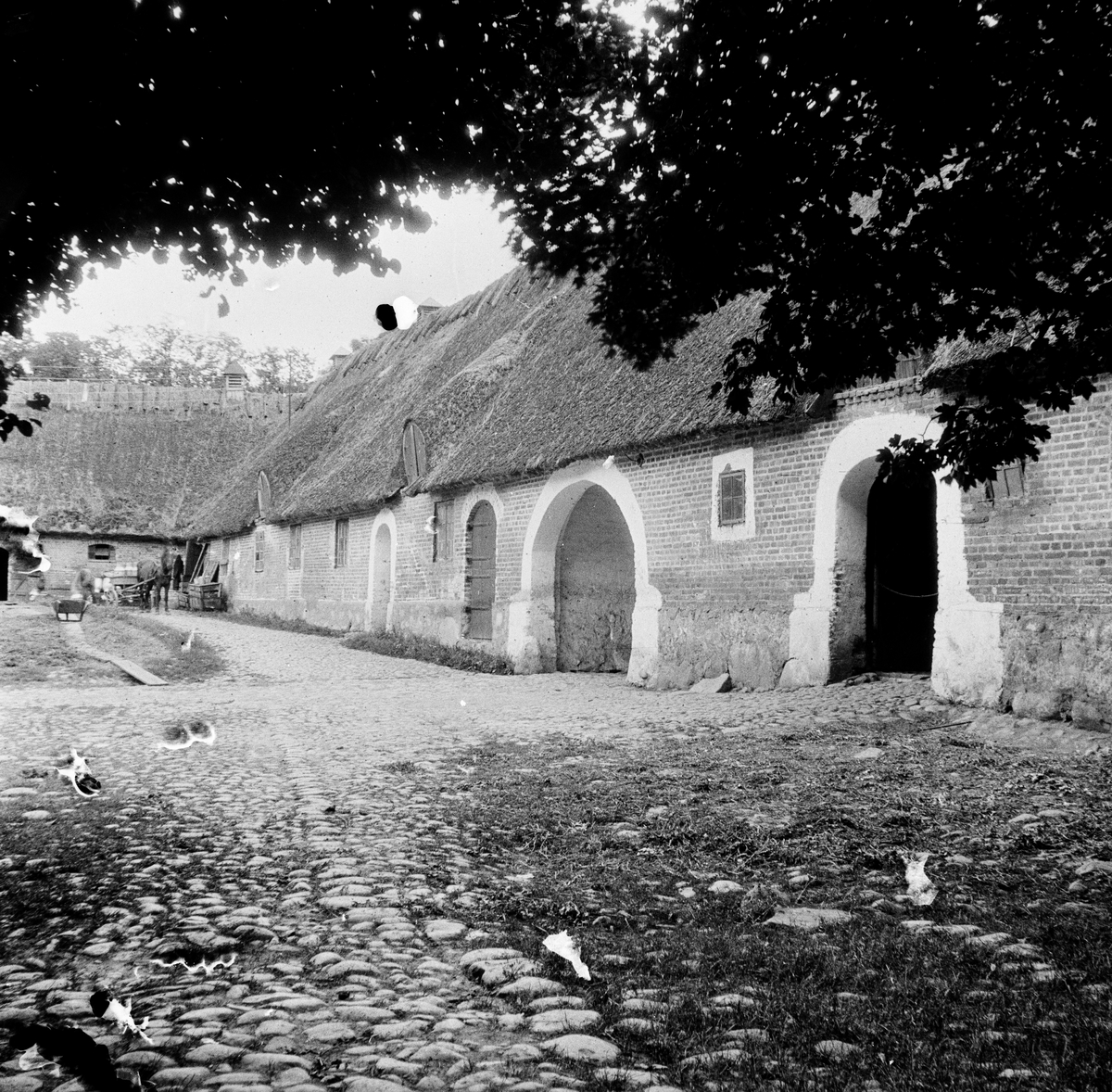 Borreby, Skåne
Exteriör

Svensk arkitektur: kyrkor, herrgårdar med mera fotograferade av Arkitekturminnesföreningen 1908-23.