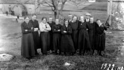 Gudrun Ofstads begravelse, gjester. Marie Nordaunet, Henrikk