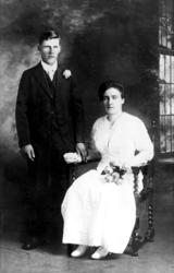 Marie Sjøberg med ukjent ektemann?