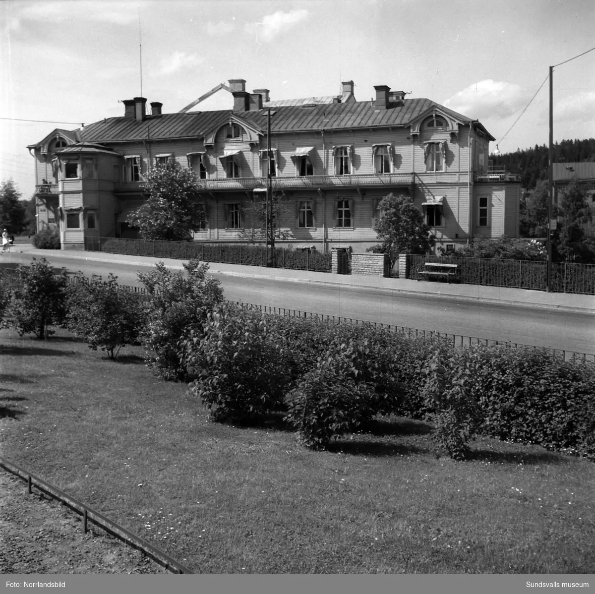 Holmgården vid Åkroken. Tidigare sjukhus, Lindgrenska arbetsinrättningen, sjukhem, ålderdomshem.