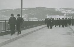 Vingnesbrua på Lillehammer ble åpnet 01-12-1934