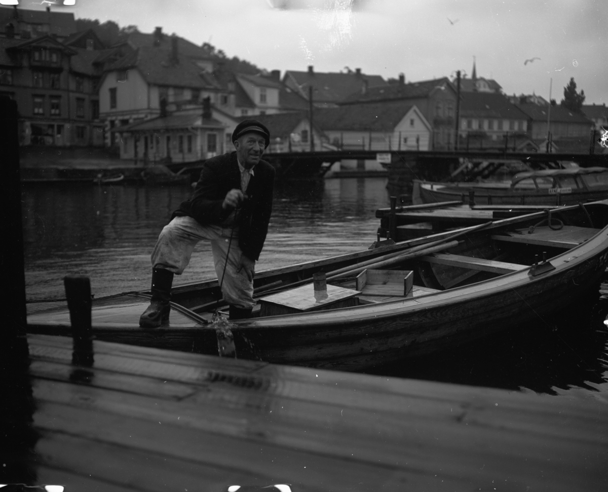 Vardens arkiv. "Bilder fra Kragerø" 14.07.1953