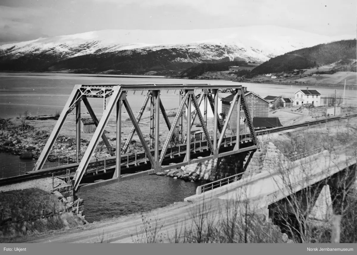 Anlegget Mosjøen-Mo i Rana : bru over Fusta
