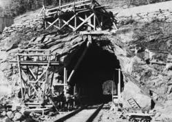 Jernbaneanlegget Mosjøen-Mo i Rana : Bjerka tunnel, forbered
