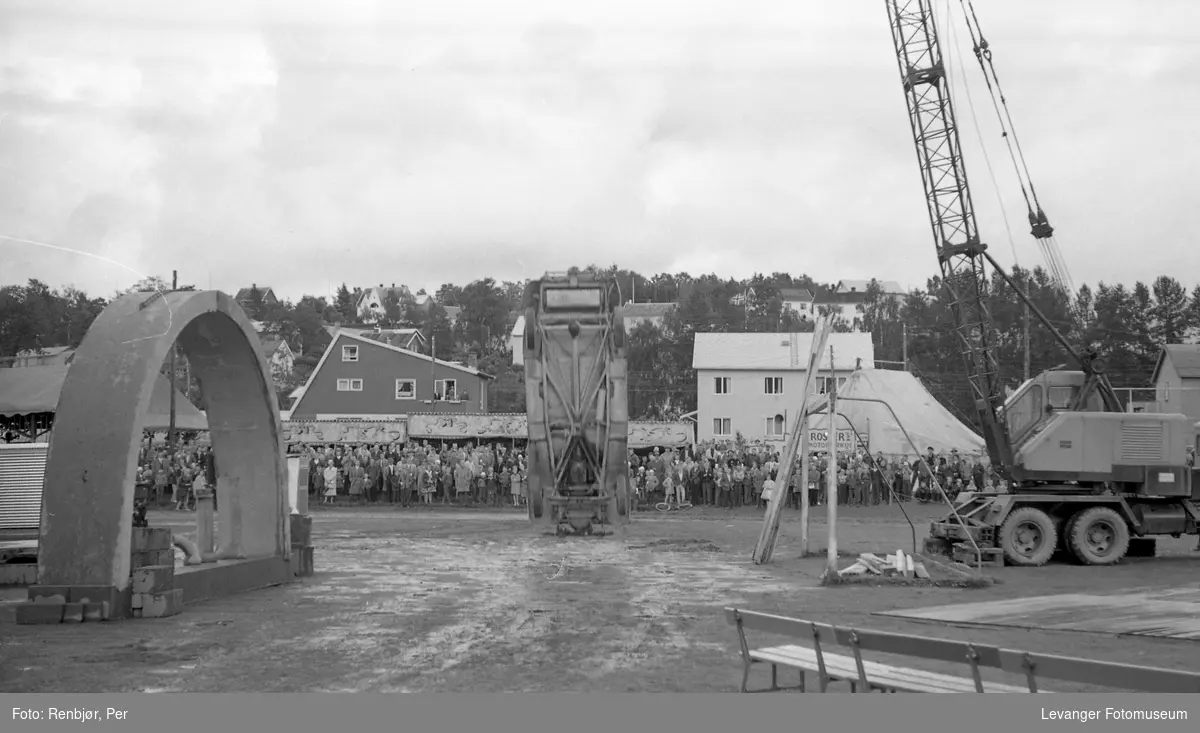  Fra utstillingen på Stadion. I anledning 125 års jubileet for Levanger By, 1961.