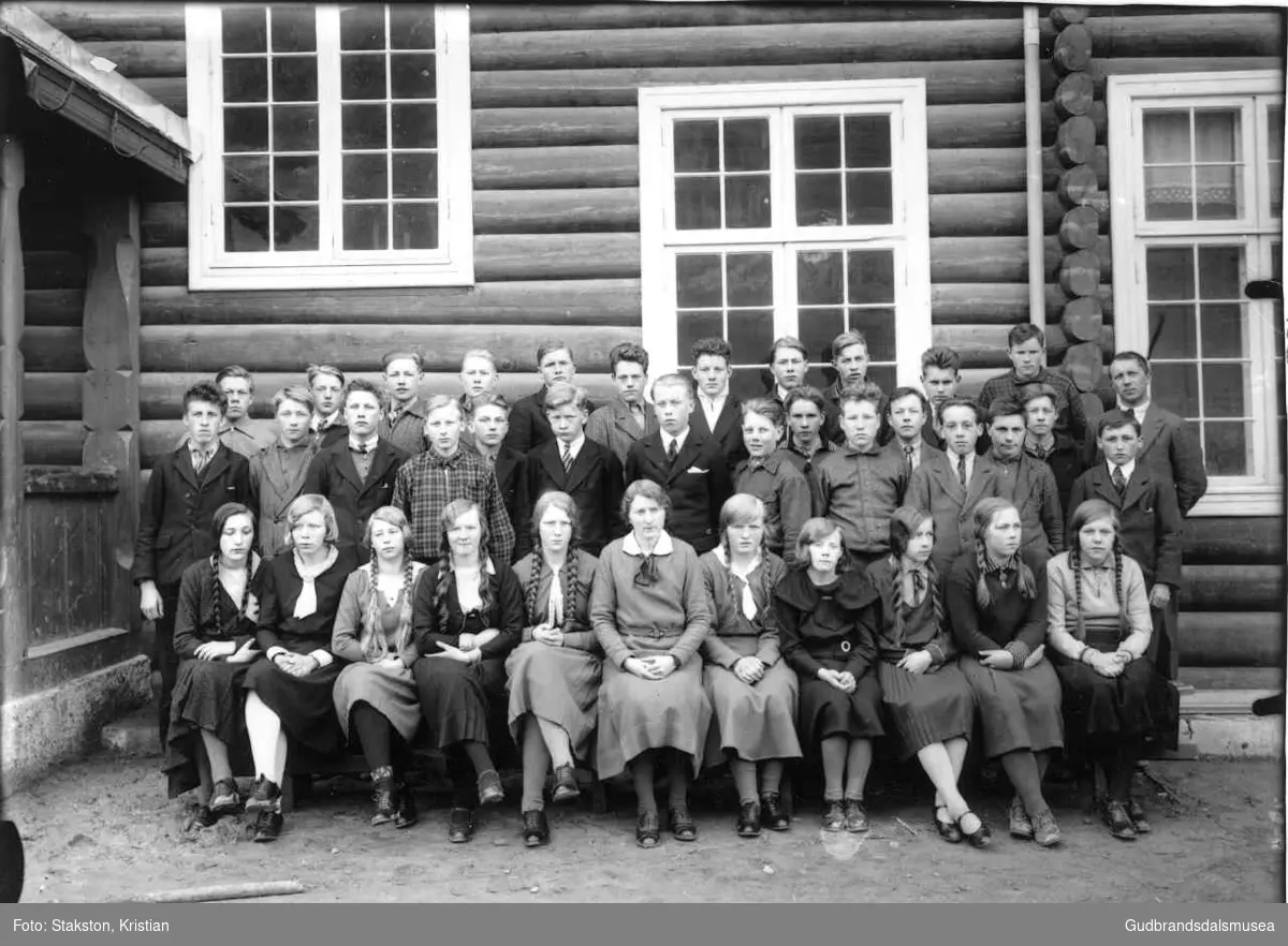 Lom og Skjåk framhaldsskule 1932-1933